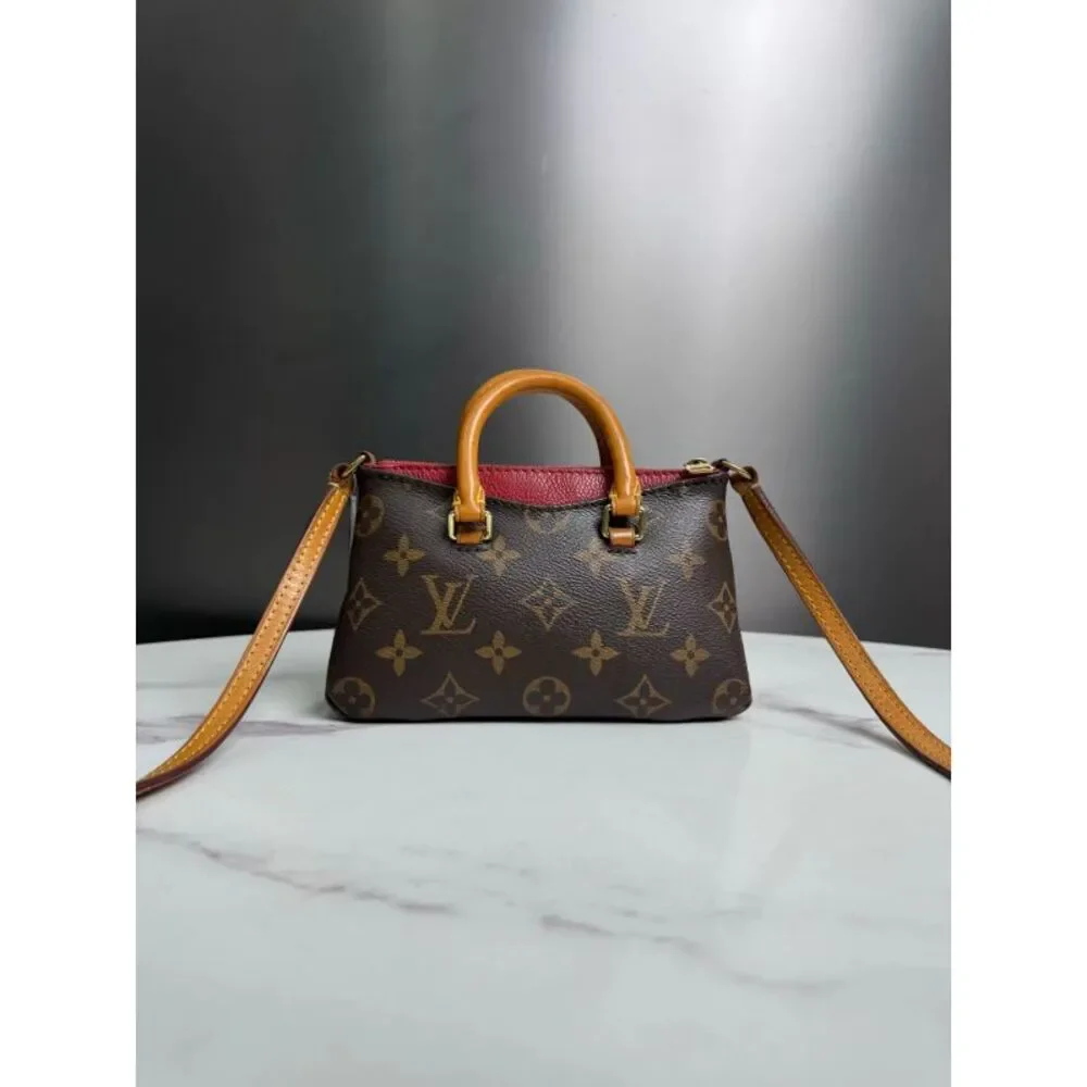 Louis Vuitton Women Pre-Loved Bag Very Good Condition